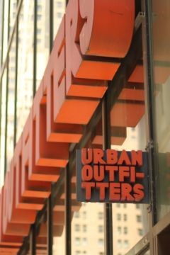 Urban-Outfitters-Store