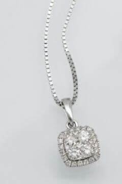 valentines-day-kay-diamond-necklace